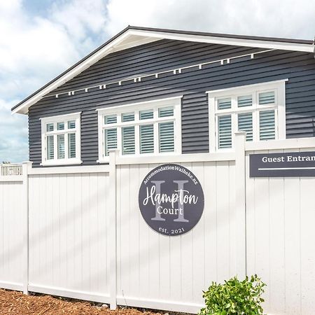 Hotel Hampton Court Oneroa Exterior foto